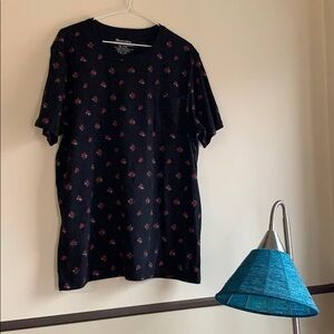 Rose Patterned T Shirt XL